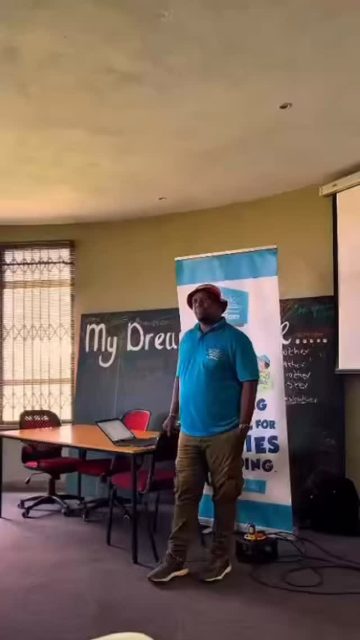 In the vibrant township of Atteridgeville, also known as Phelindaba, in the west of Tshwane, something powerful is unfolding. 

Sithembiso Nhlapo, Gauteng Provincial Coordinator at Nal’ibali, recently led an inspiring tutor training session at The Hands Organisation, a community organisation dedicated to offering after-school programmes that support and uplift learners.

In communities where access to books and reading support is often limited, tutors play a vital role. By equipping them with the skills, confidence and tools to spark curiosity through stories, we are helping children and young people discover the joy, power and possibilities that come with reading. 

This work is urgent because too many children are growing up without the opportunity to fall in love with books. Through initiatives like this, we are changing that story one tutor, one child and one book at a time.

Training tutors to inspire a love of reading is how we make learning fashionable. Together with passionate community partners, we are proud to be part of this important movement. 

Video: The Hands Organisation.

#Nalibali #ReadingForEnjoyment #LiteracyMatters #AfterSchoolProgrammes #Reading Literacy