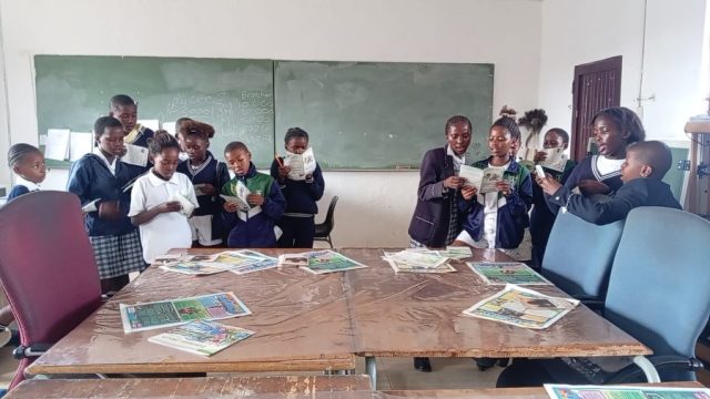 Ahead of World Book and Copyright Day, the magic is already unfolding in Zwelitsha.

At Nzondelelo Primary, learners are cutting out stories, reading aloud, and helping each other.

That’s the heart of it all, children enjoying reading, together.

Abongile Tengo, former SEF 3 Team Leader in the Zwelitsha area, continues to keep this reading spirit alive.

Thank you to Ms Magade and all the educators nurturing a love of reading every day.