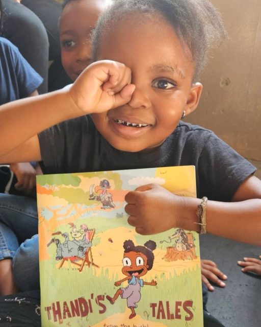 Reading brings joy.

A happy child is a reading child. 

#Nalibali #ReadingJoy #ReadingForEnjoyment #EarlyLiteracy #HappyChildren