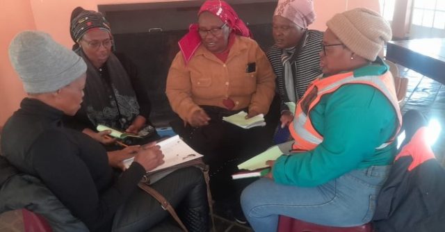 Day 1 in Chris Hani East.

Caregivers at Qamata Traditional Council are training to lead joyful reading clubs and cultural circles through songs, games, stories, and fun learning activities.

Building stronger communities, one story at a time 

#Nalibali #ReadingClubs #FamilyLiteracy #Storytelling