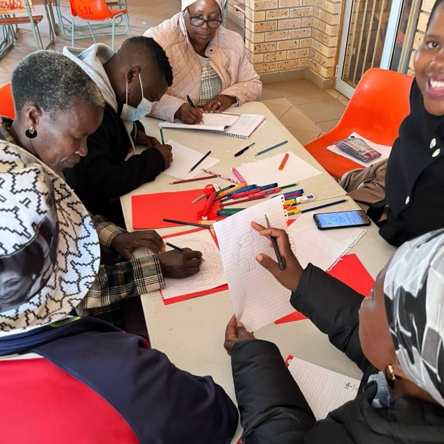 58 Schools And Educators Reached In Sekhukhune South District.

On the second day of last week’s training, Nal’ibali, in partnership with the Limpopo Department of Education’s Library Information Services, reached 5 circuits and 58 schools and educators across the Sekhukhune South District.

The training equipped educators with practical tools to establish functional Reading Clubs and Classroom Reading Corners, using storytelling, reading aloud, songs, games and creative, low-cost resources to make reading more engaging for children.

This work supports the department’s commitment: “We Start Together, We End Together, No One Left Behind.”